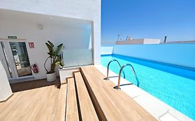 Apartamento Nuevo En Planta Baja A Con Piscina Y Solarium